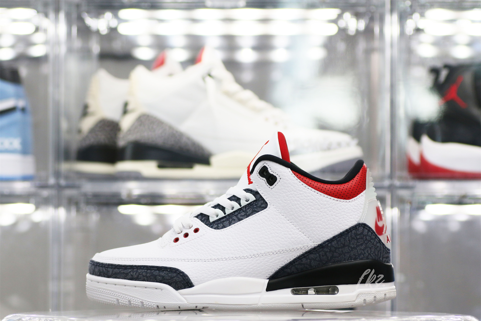 Jordan 3 Retro SE Fire Red Denim 2020