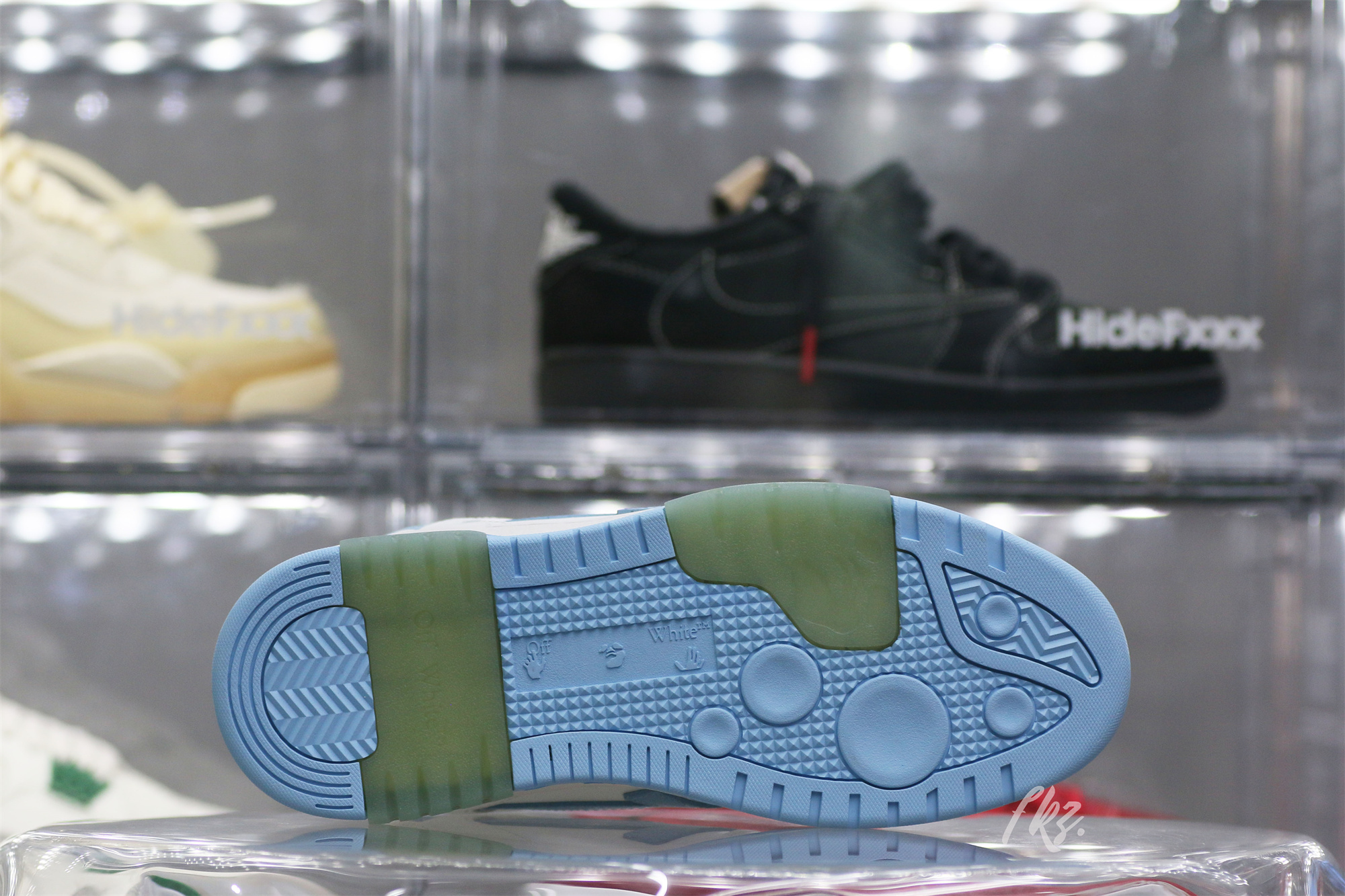 OFF-WHITE White & Blue Out Of Office Sneakers