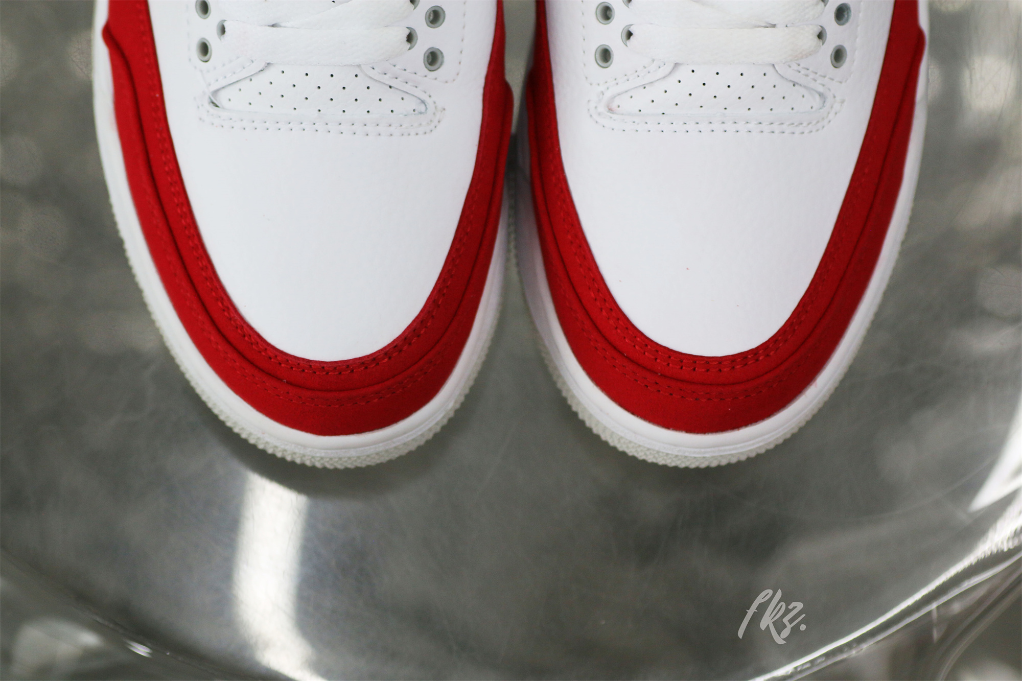 Air Jordan 3 Retro Tinker Air Max 1 – University Red
