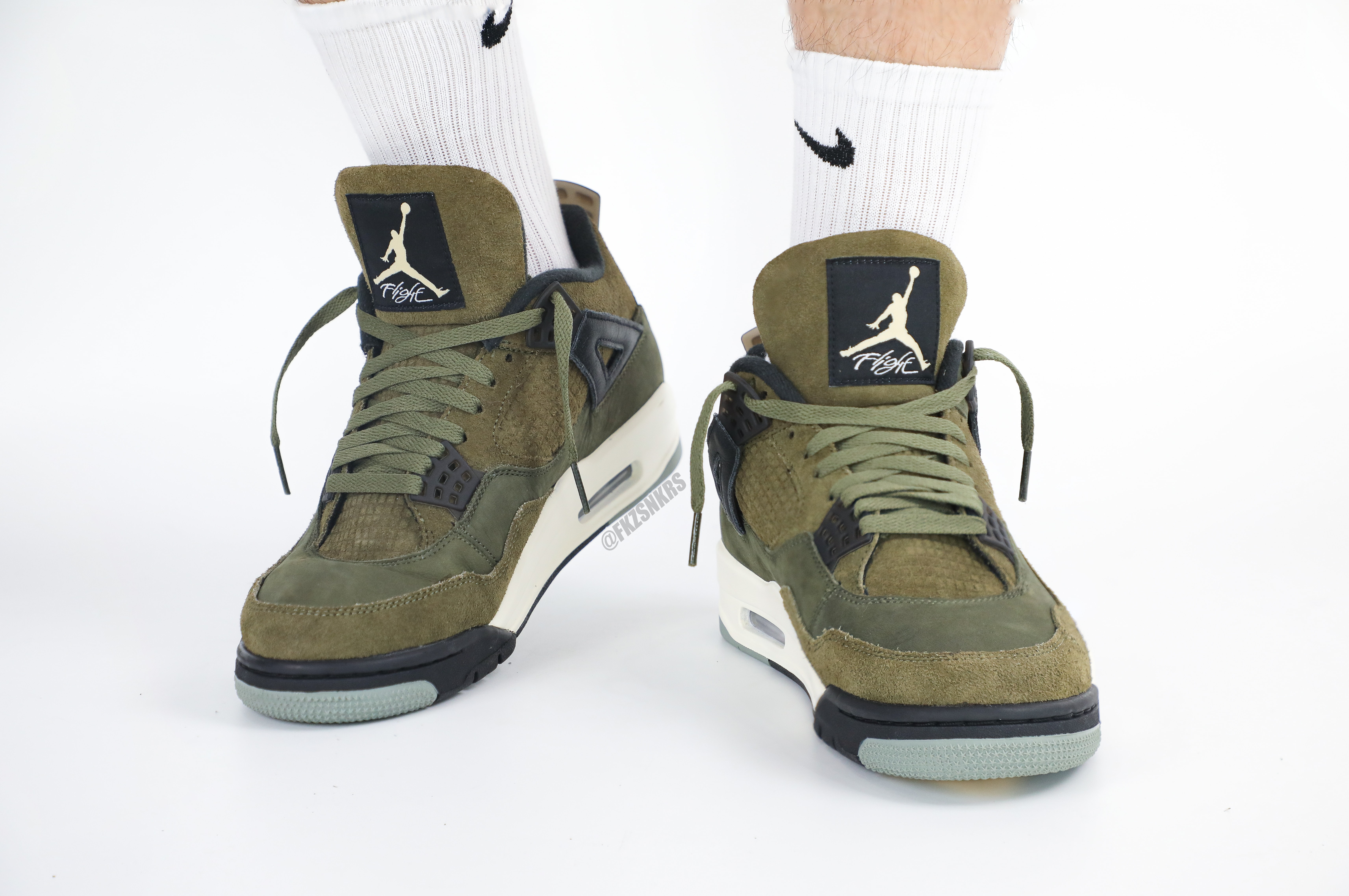 Air Jordan 4 Retro SE Craft Medium Olive (LN5 A1)