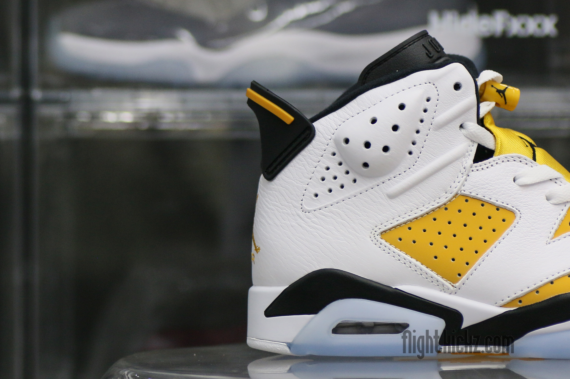 Air Jordan 6 Retro Yellow Ochre