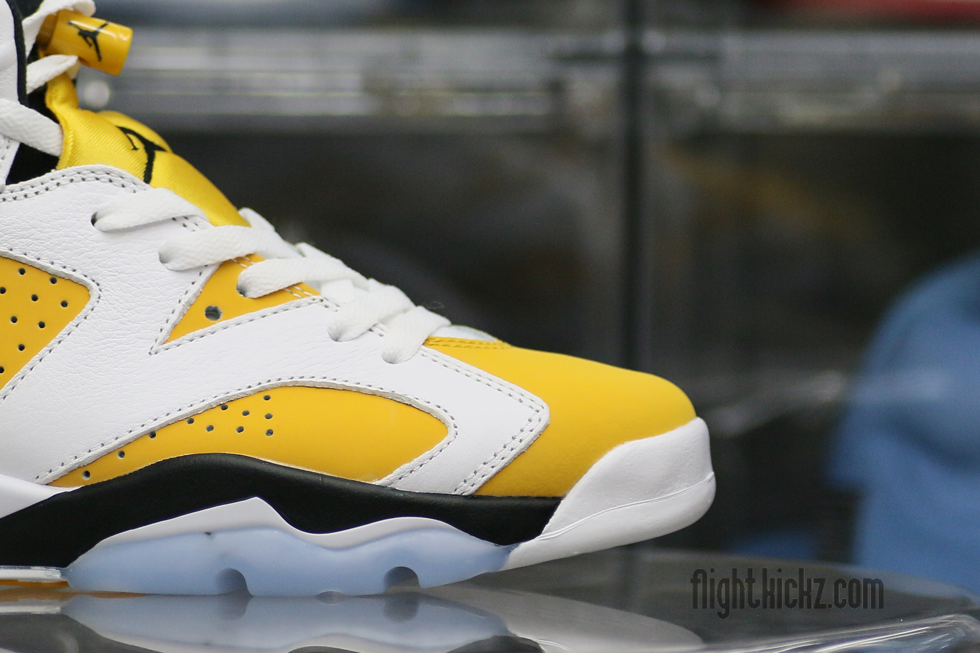 Air Jordan 6 Retro Yellow Ochre