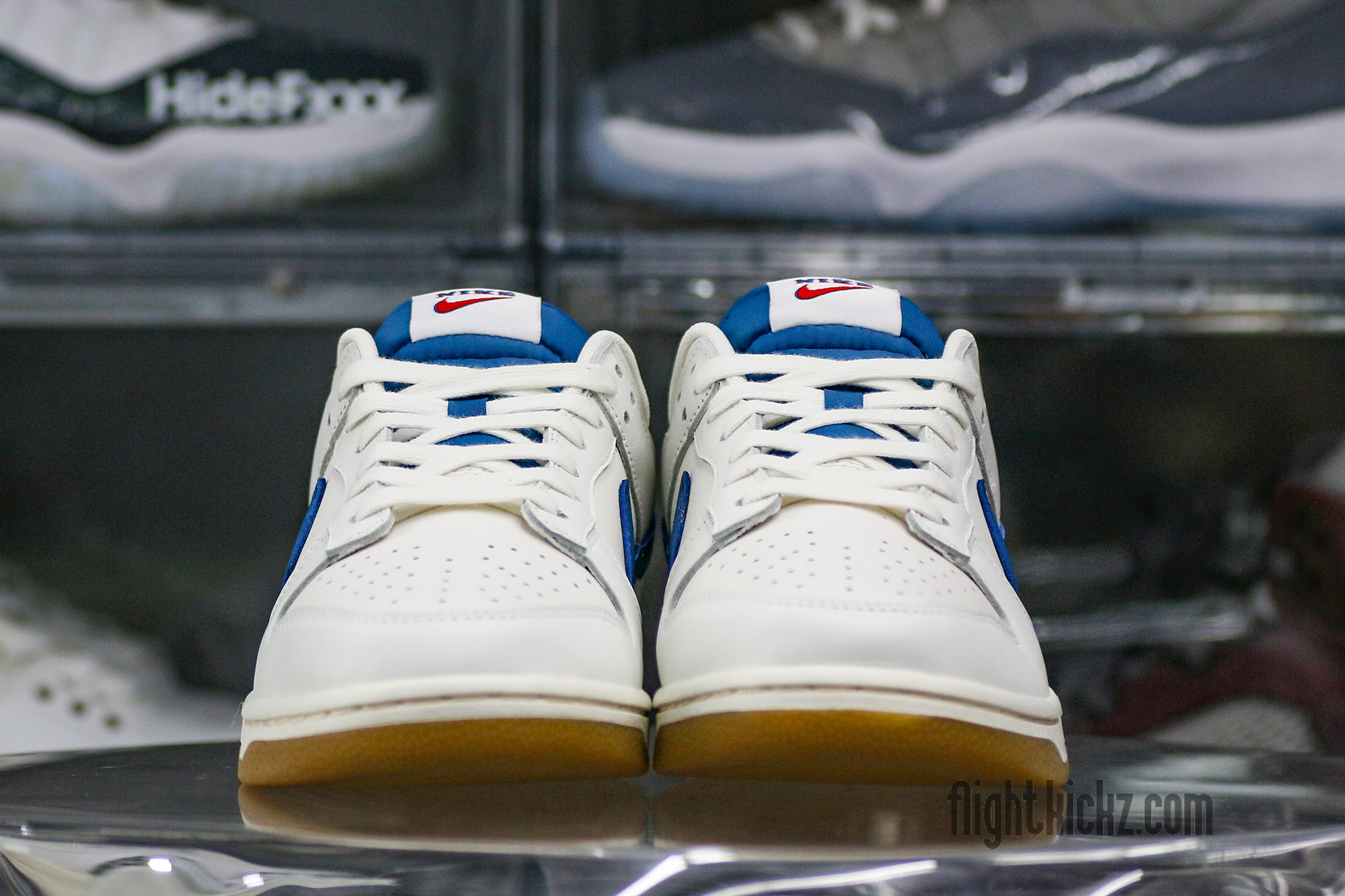 Nike Dunk Low SE Sail Dark Marina Blue