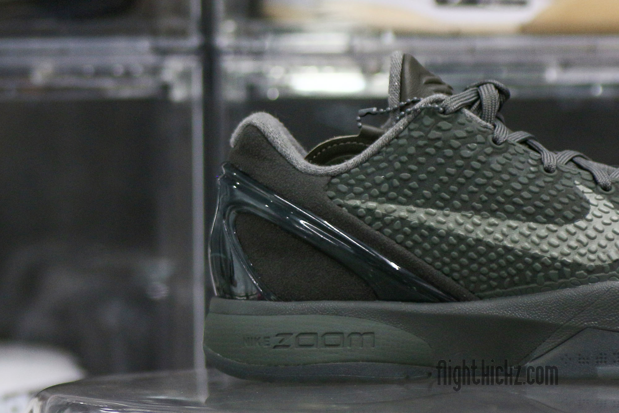 Zoom Kobe 6 Fade To Black 2016(A1 Batch)