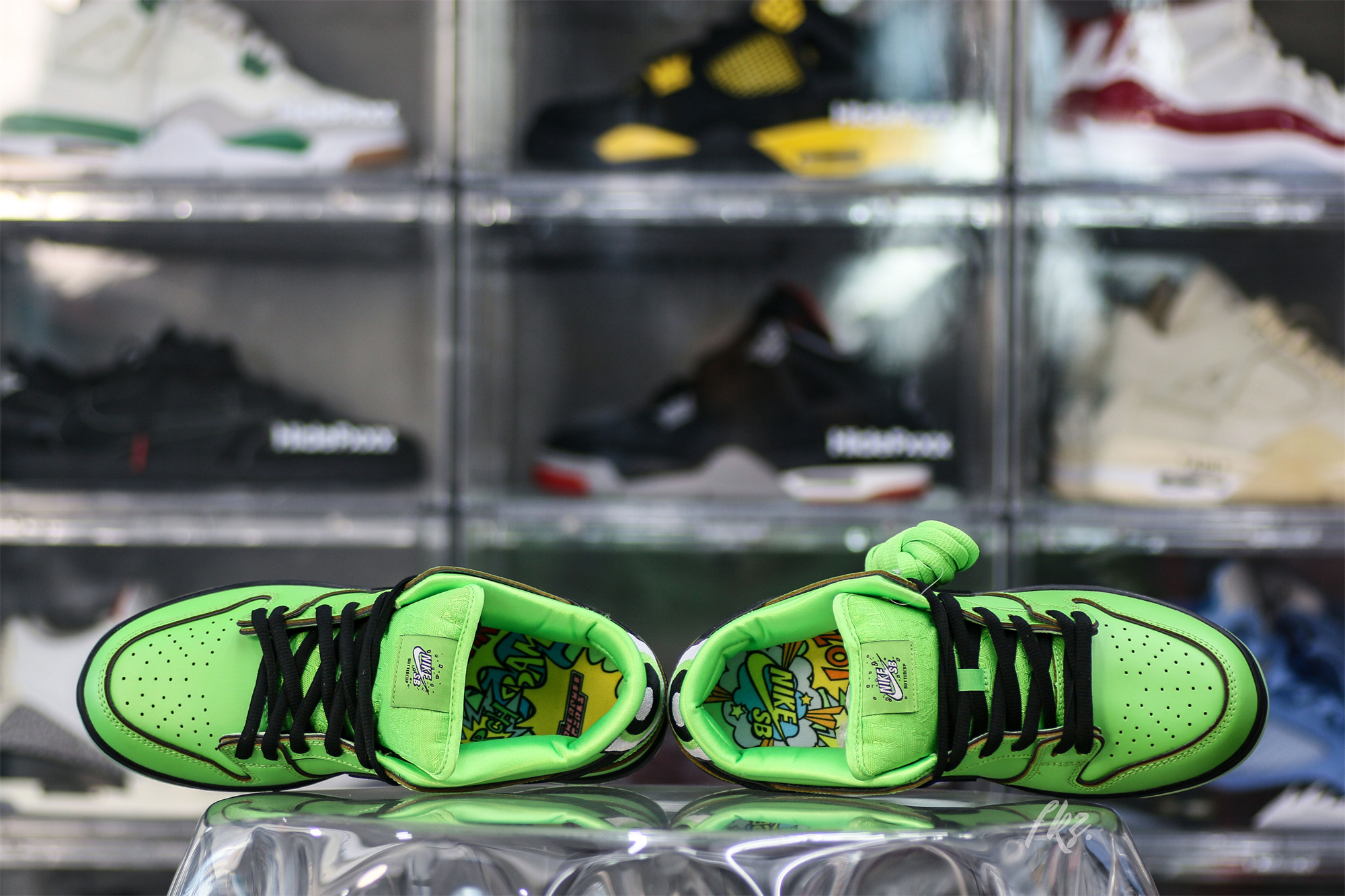 The Powerpuff Girls x Dunk Low Pro SB QS ‘Buttercup’