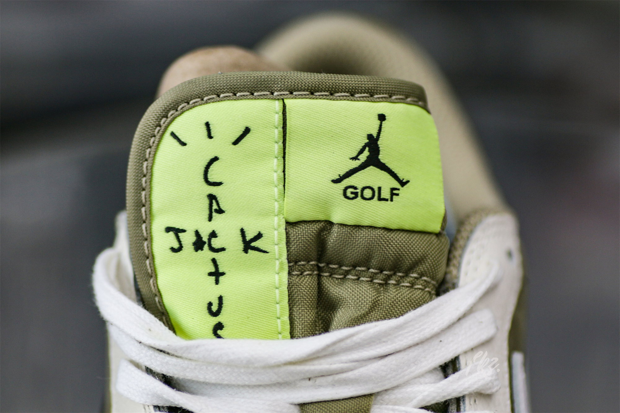 Travis Scott x Air Jordan 1 Low Golf Neutral Olive (LN5 A1)