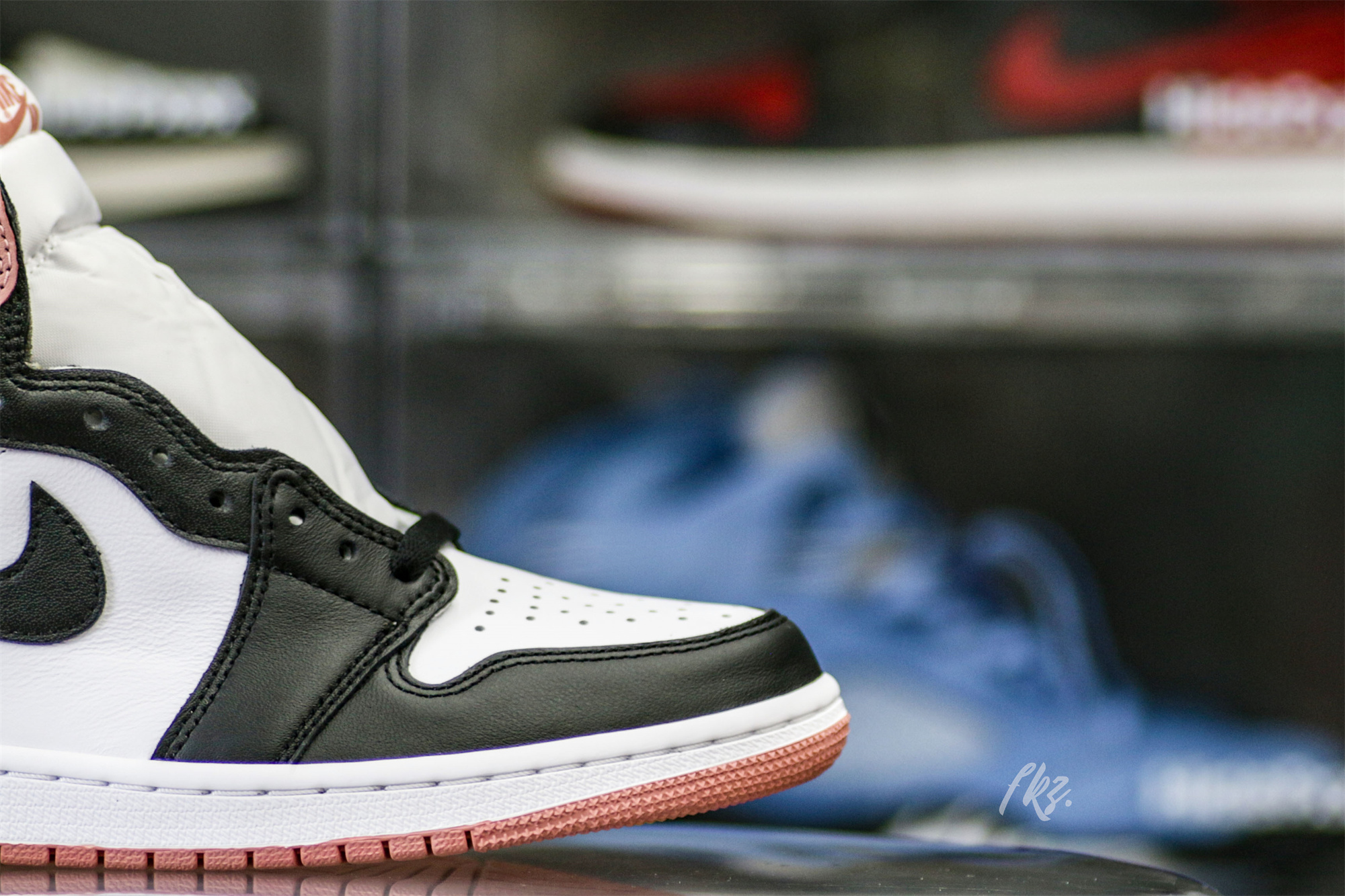 Air Jordan 1 Retro High NRG Rust Pink