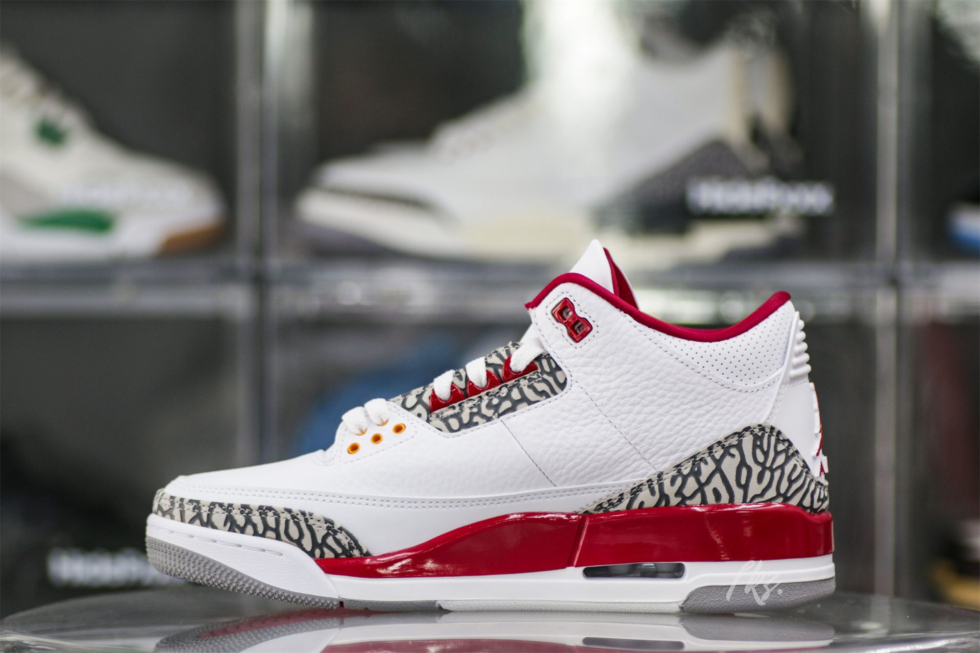 Air Jordan 3 Cardinal Red 2022