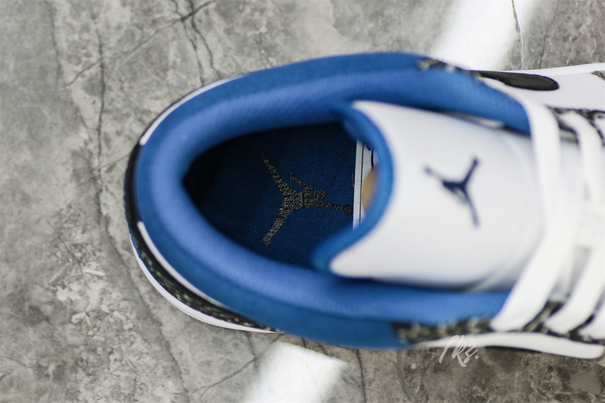 Air Jordan 1 Low SE True Blue