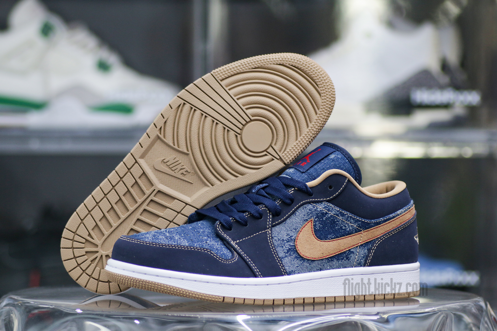 Air Jordan 1 Low SE Denim