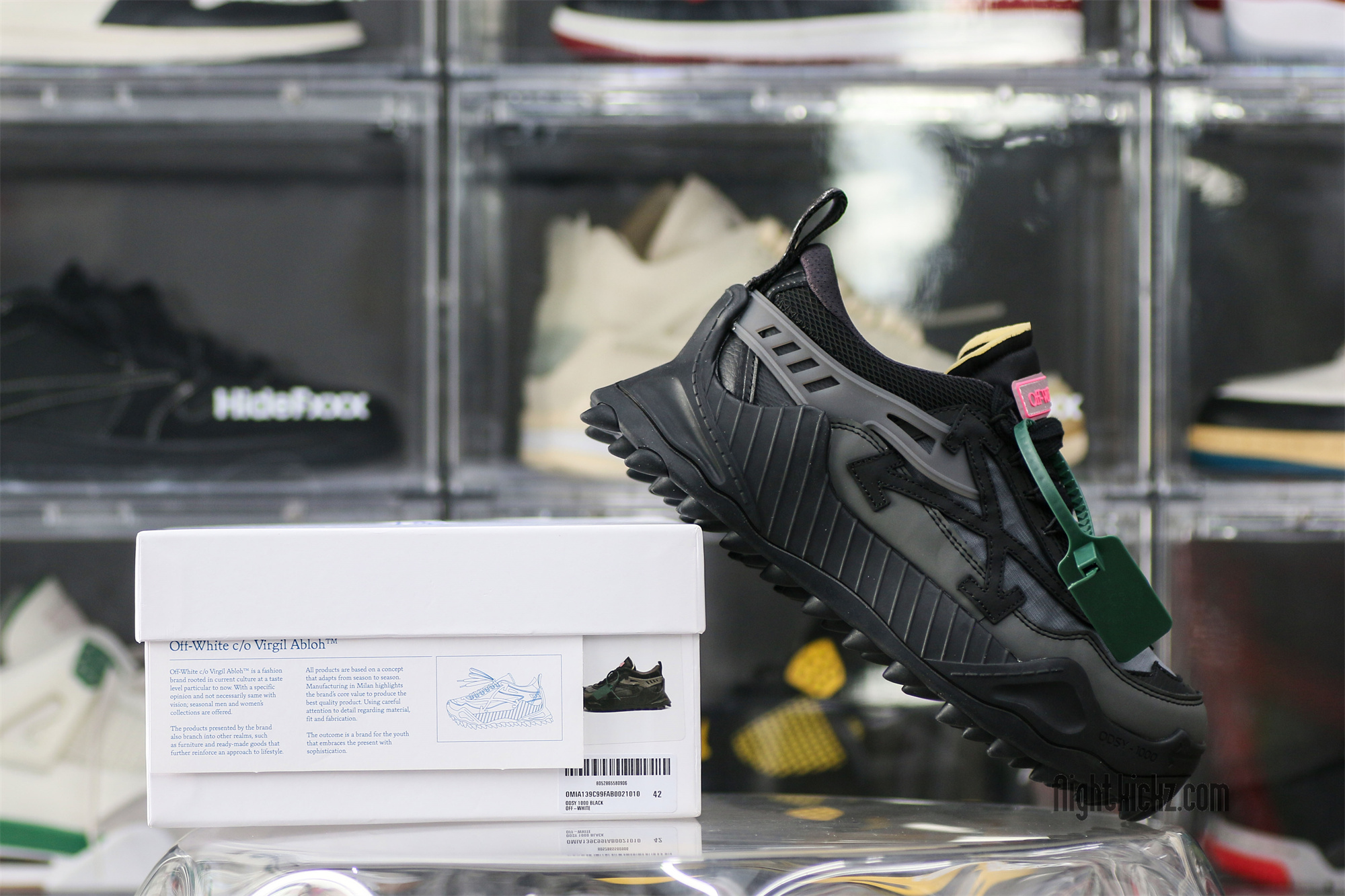 Off-White Odsy-1000 tech low top sneakers