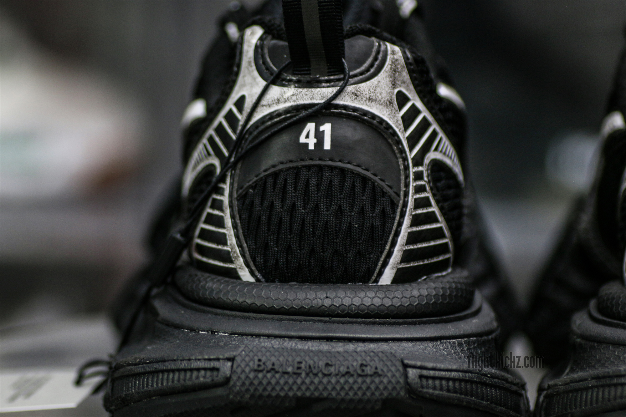 B@lenciag* 3XL Ski Sneaker in Black and white