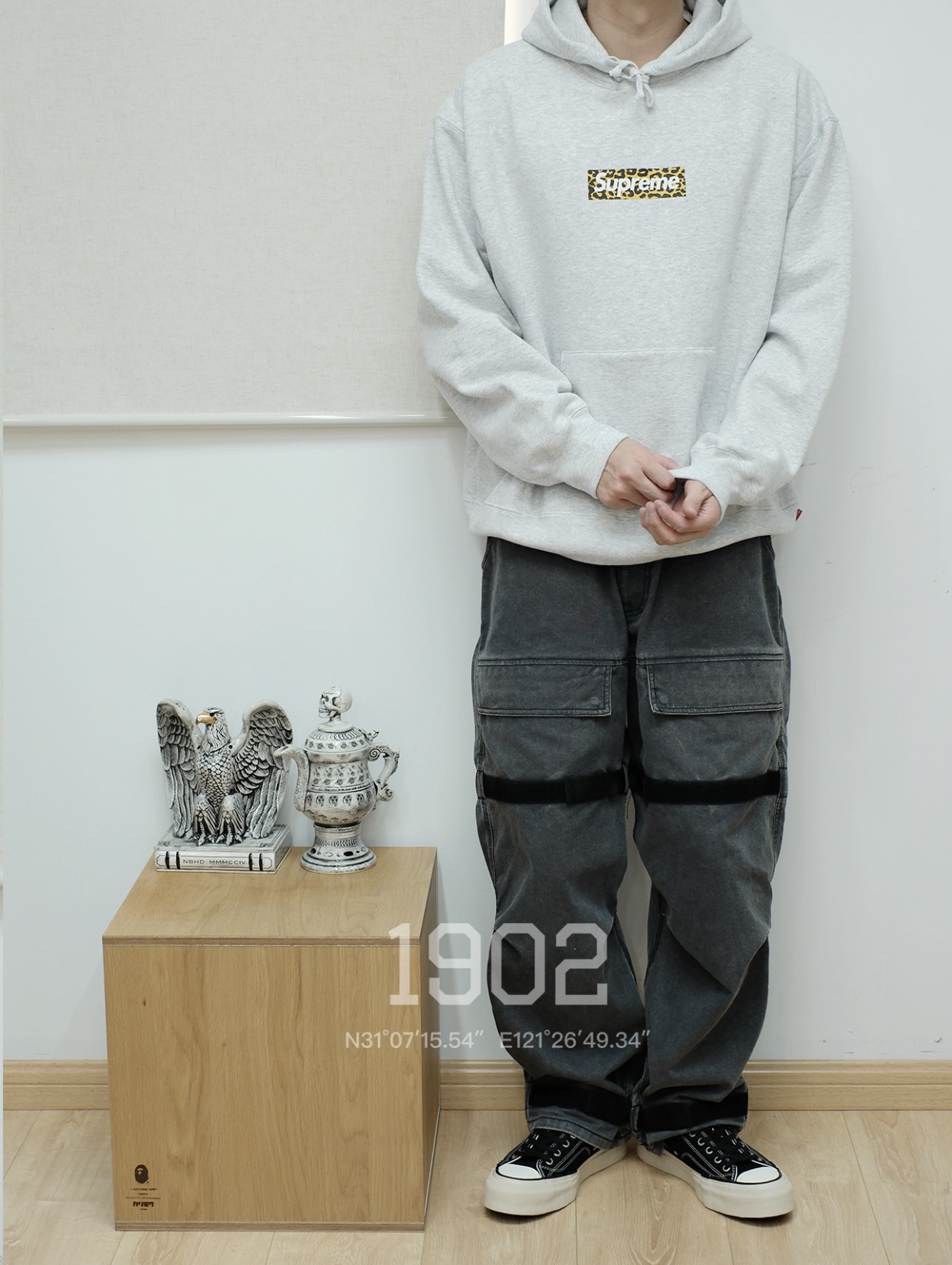 Suprem3 Shanghai Box Logo Hoodie