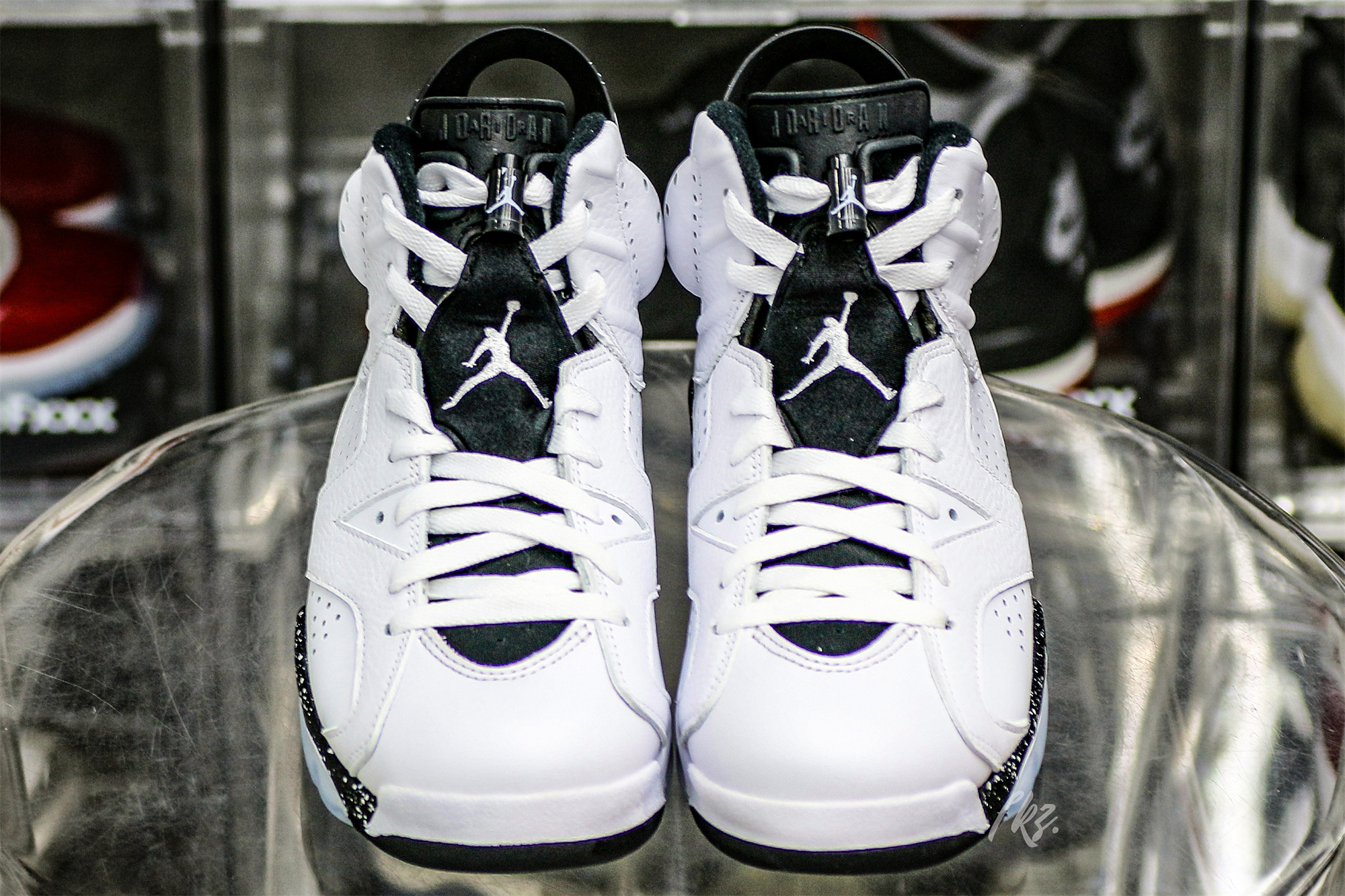 Air Jordan 6 Retro Reverse Oreo 2024