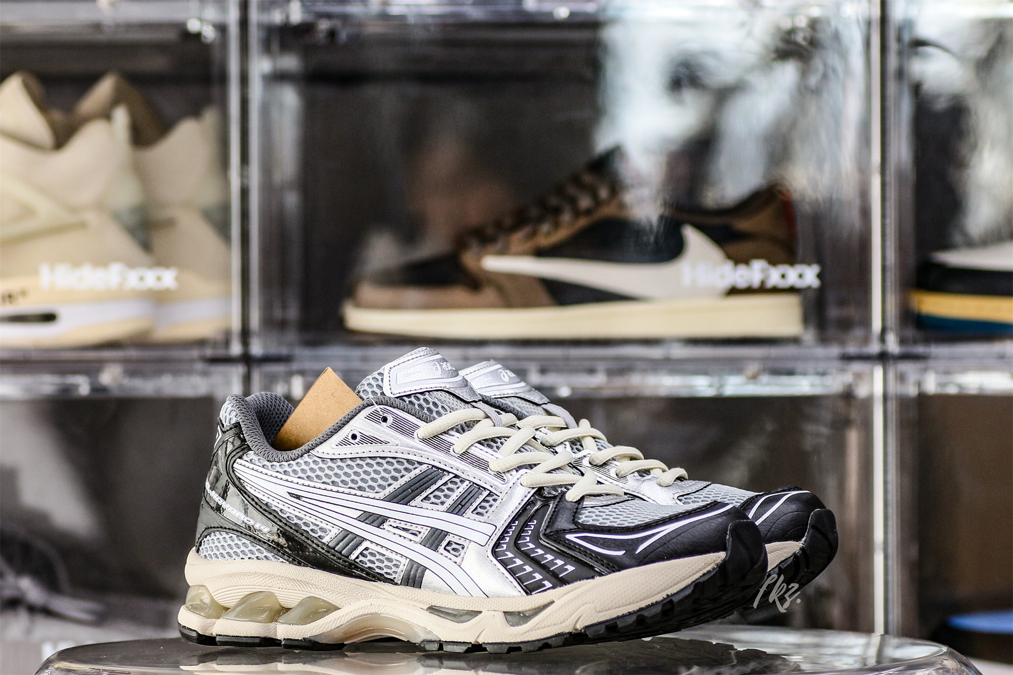 Gel Kayano 14 Black Glacier Grey Silver 2023