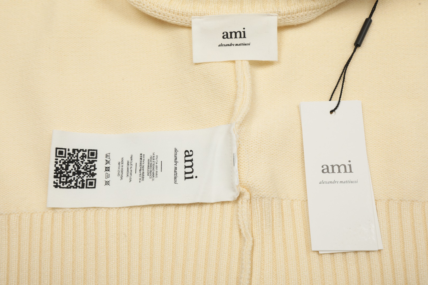Am1 2024SS classic cream white jacquard big heart turtleneck sweater