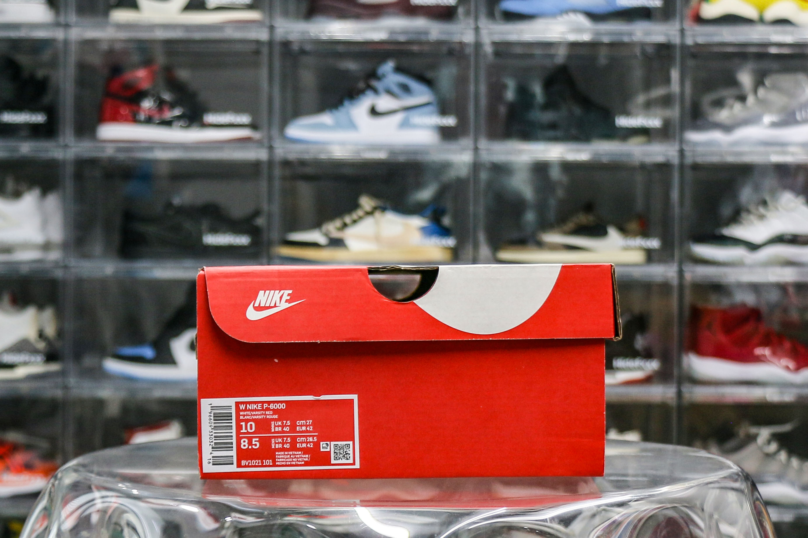 Nike P-6000 White Gold Red (Women’s)