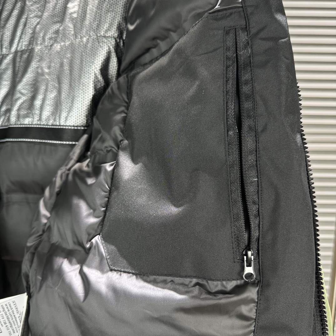 Stone 1Sland – Piumino Coat