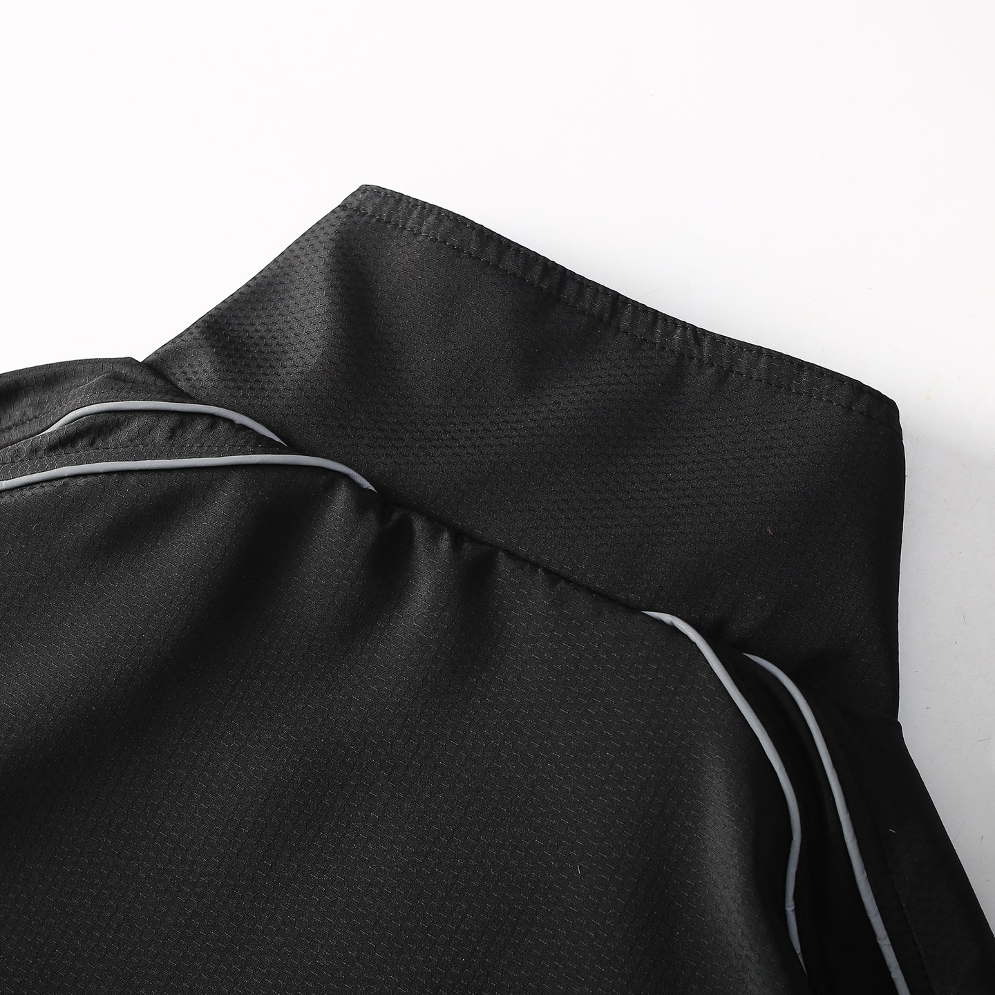 Supreme FW24 WEEK11 Reflective Piping Pullover 3M