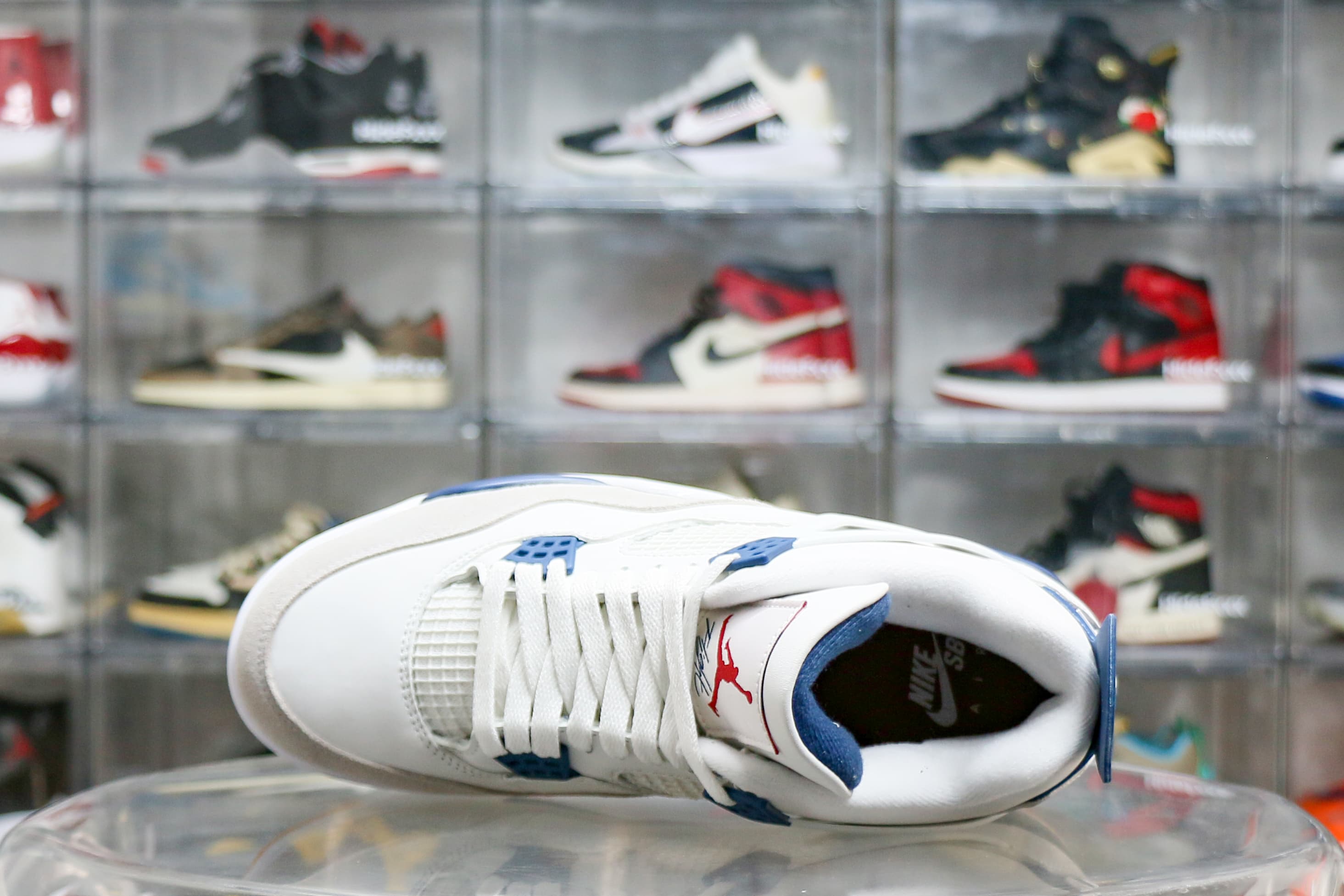 Nike SB x Air Jordan 4 “Navy Blue” 2025 (LN5 A1 Batch)