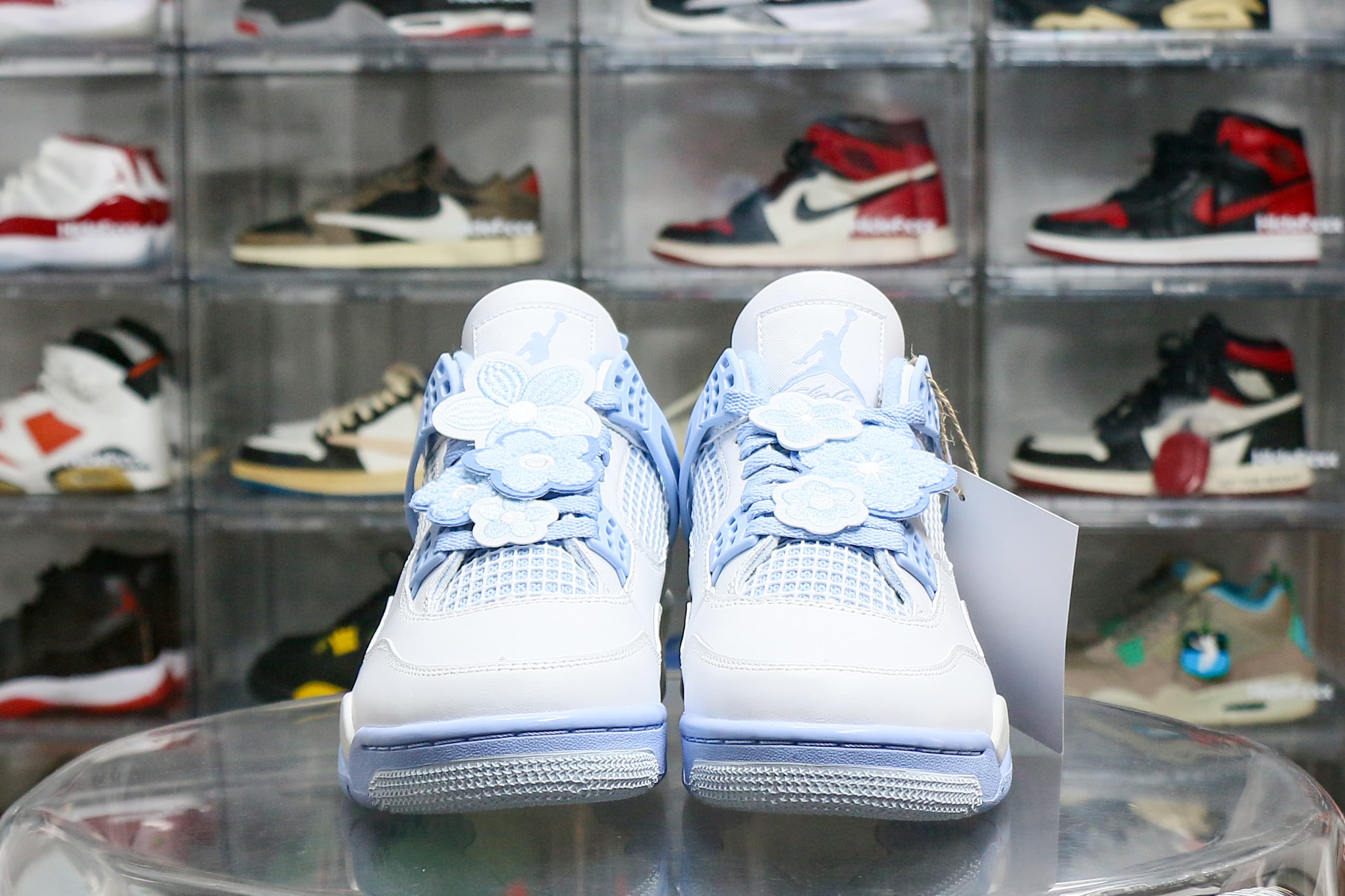 Air Jordan 4 “Forget Me Not / Aluminum”