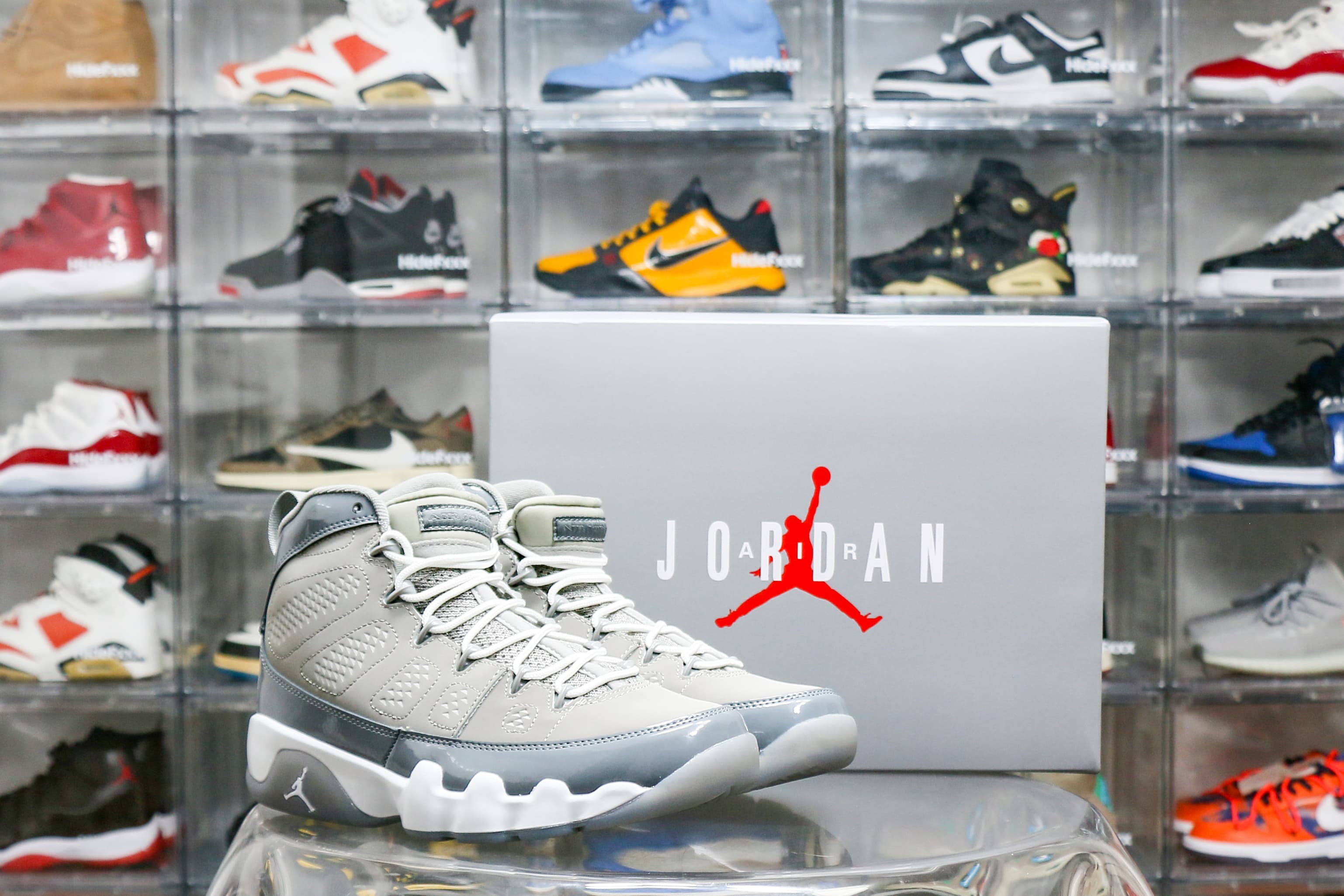 Air Jordan 9 Retro Cool Grey 2025
