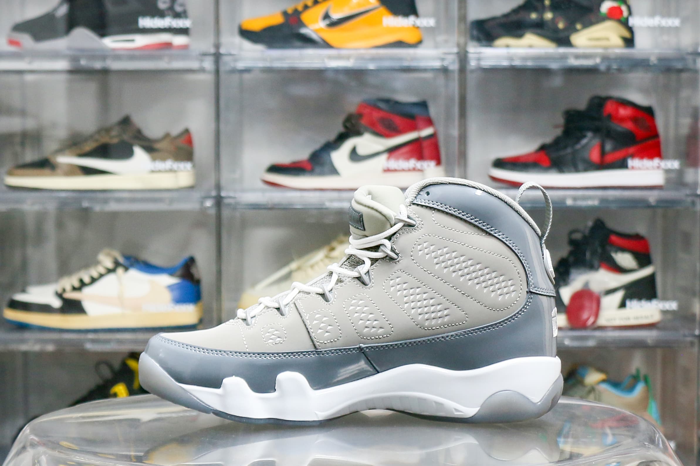 Air Jordan 9 Retro Cool Grey 2025