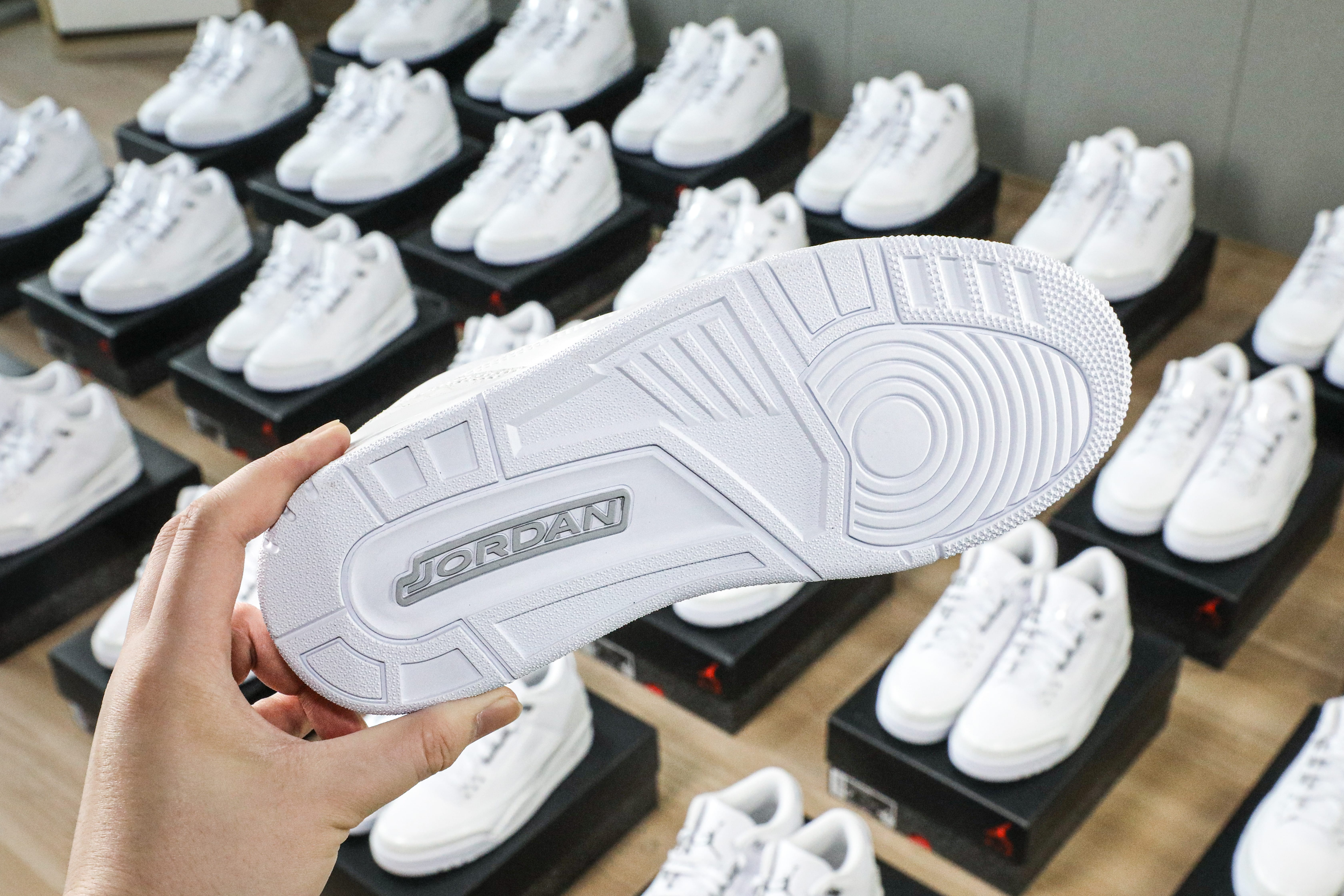 Air Jordan 3 “Pure Money” 2025 (Ln5 A1)