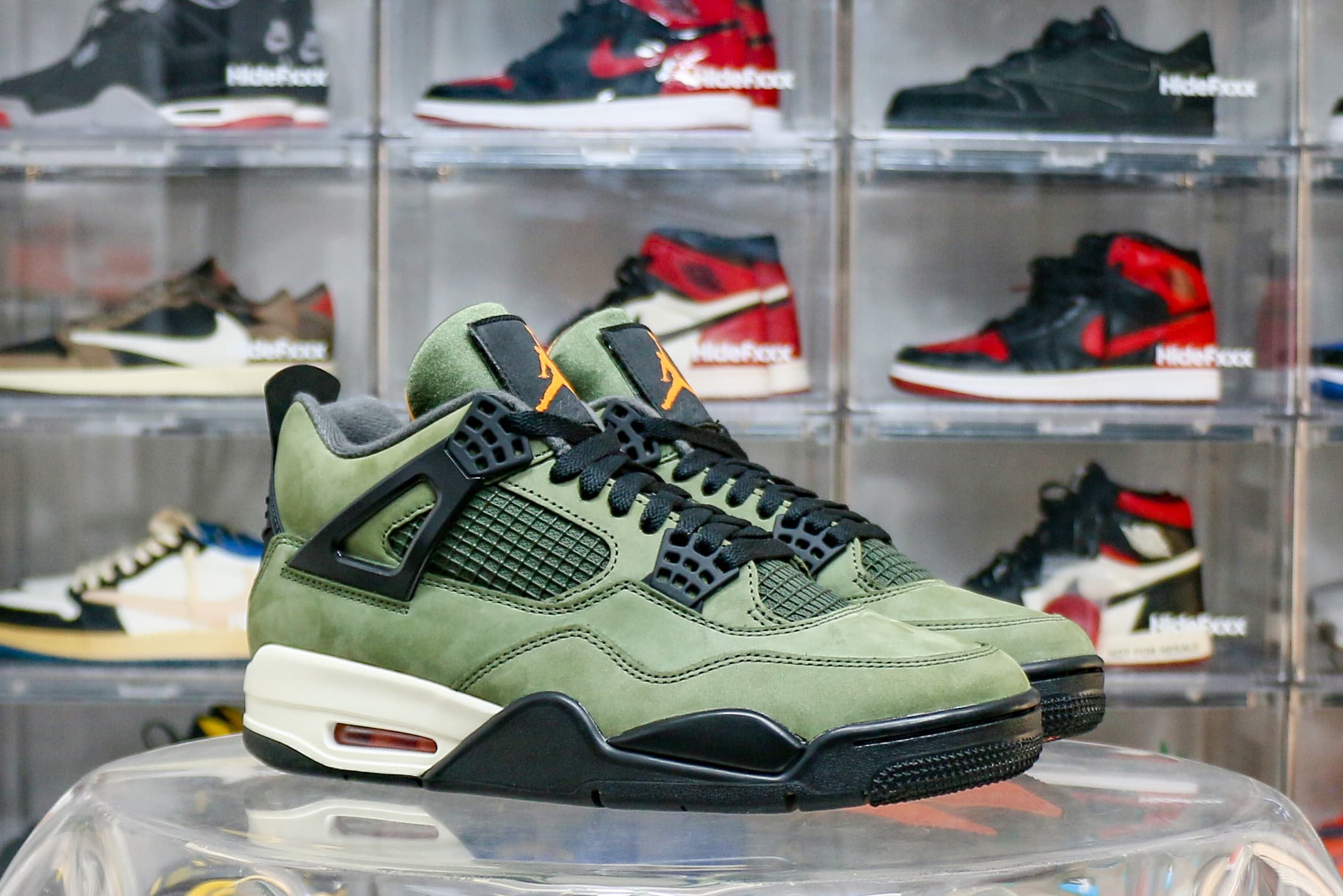 Jordan 4 Retro OG SP Undefeated 2025 (LN5 A1 Batch)