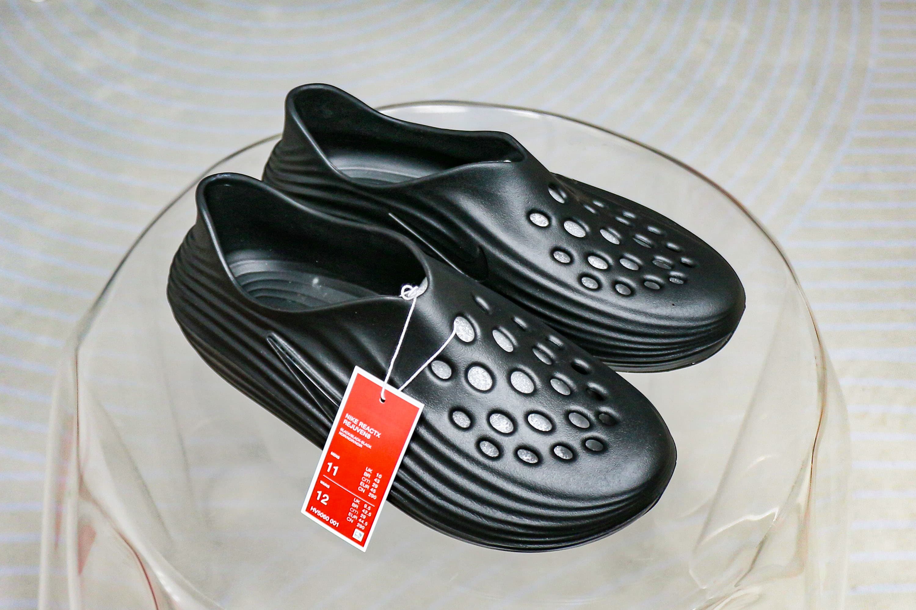 Nike ReactX Rejuven8 Triple Black