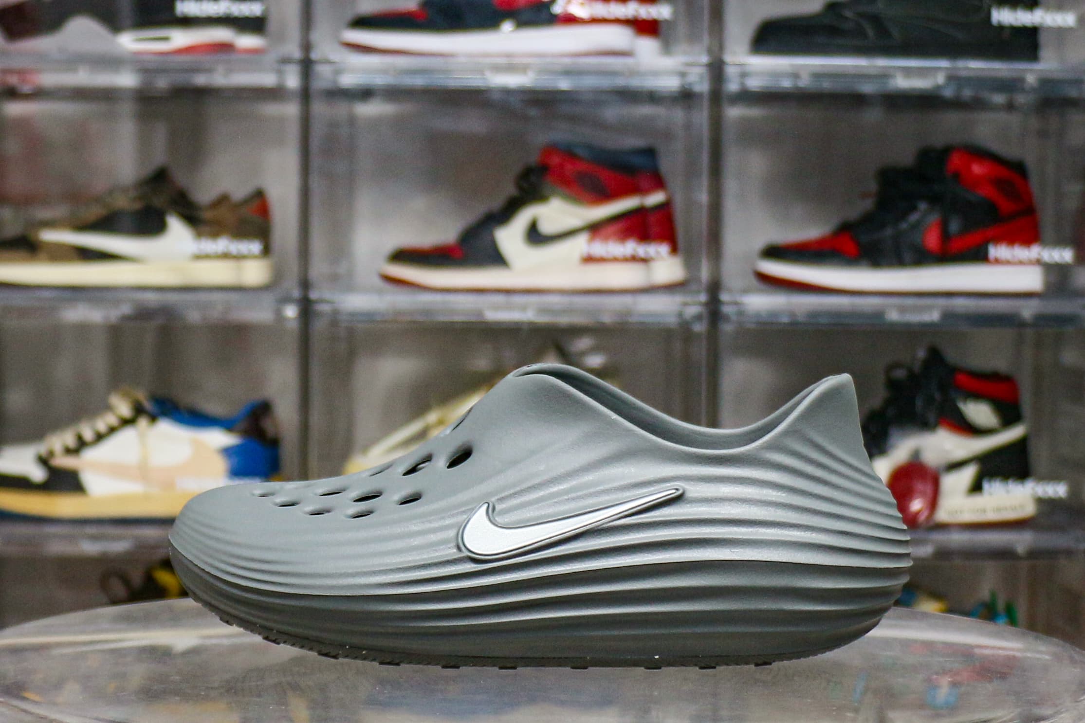 Nike ReactX Rejuven8 Smoke Grey