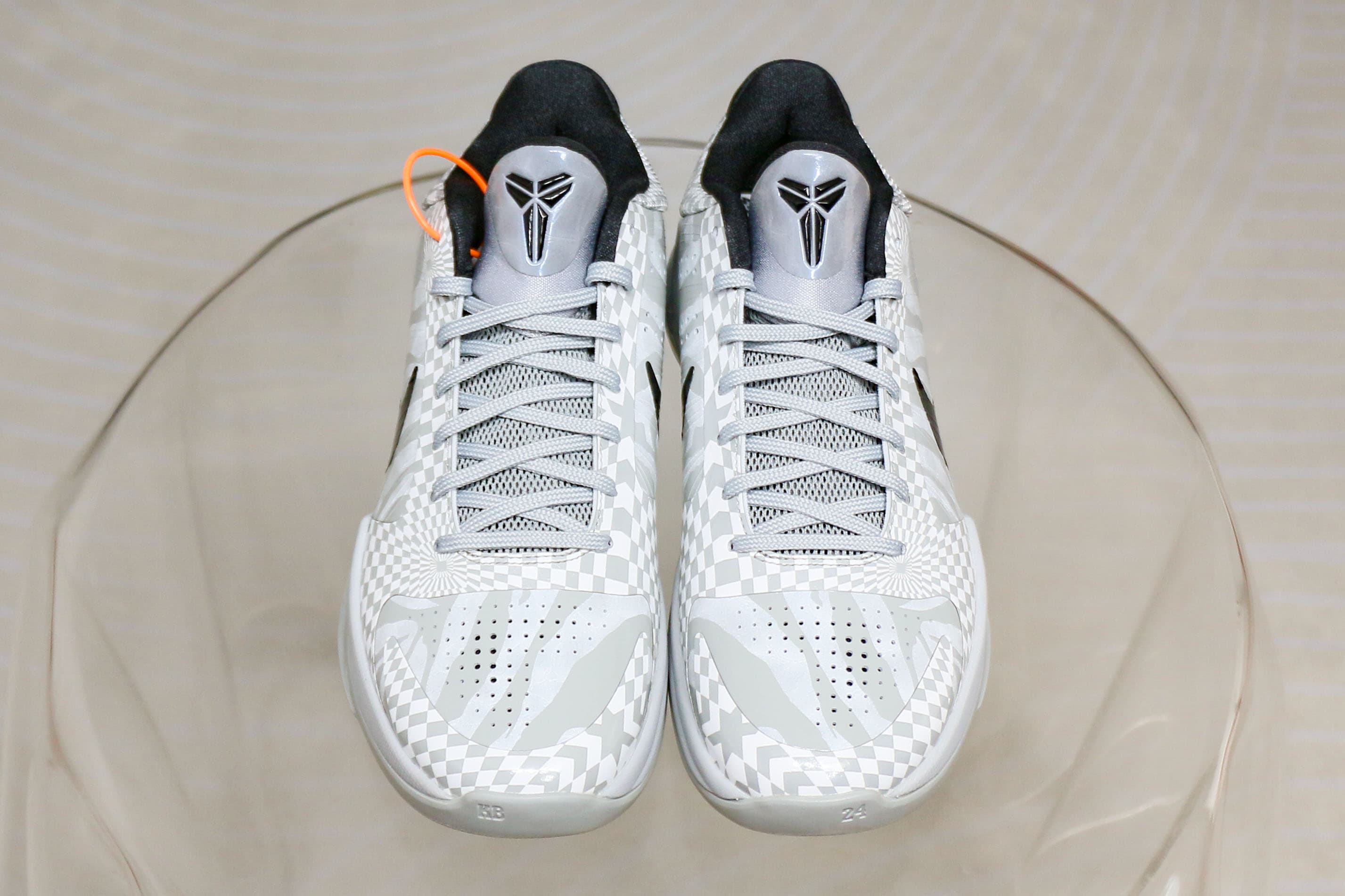 Nike Kobe 5 Protro Zebra PENike Kobe 5 Protro Zebra PE（A1 batch）