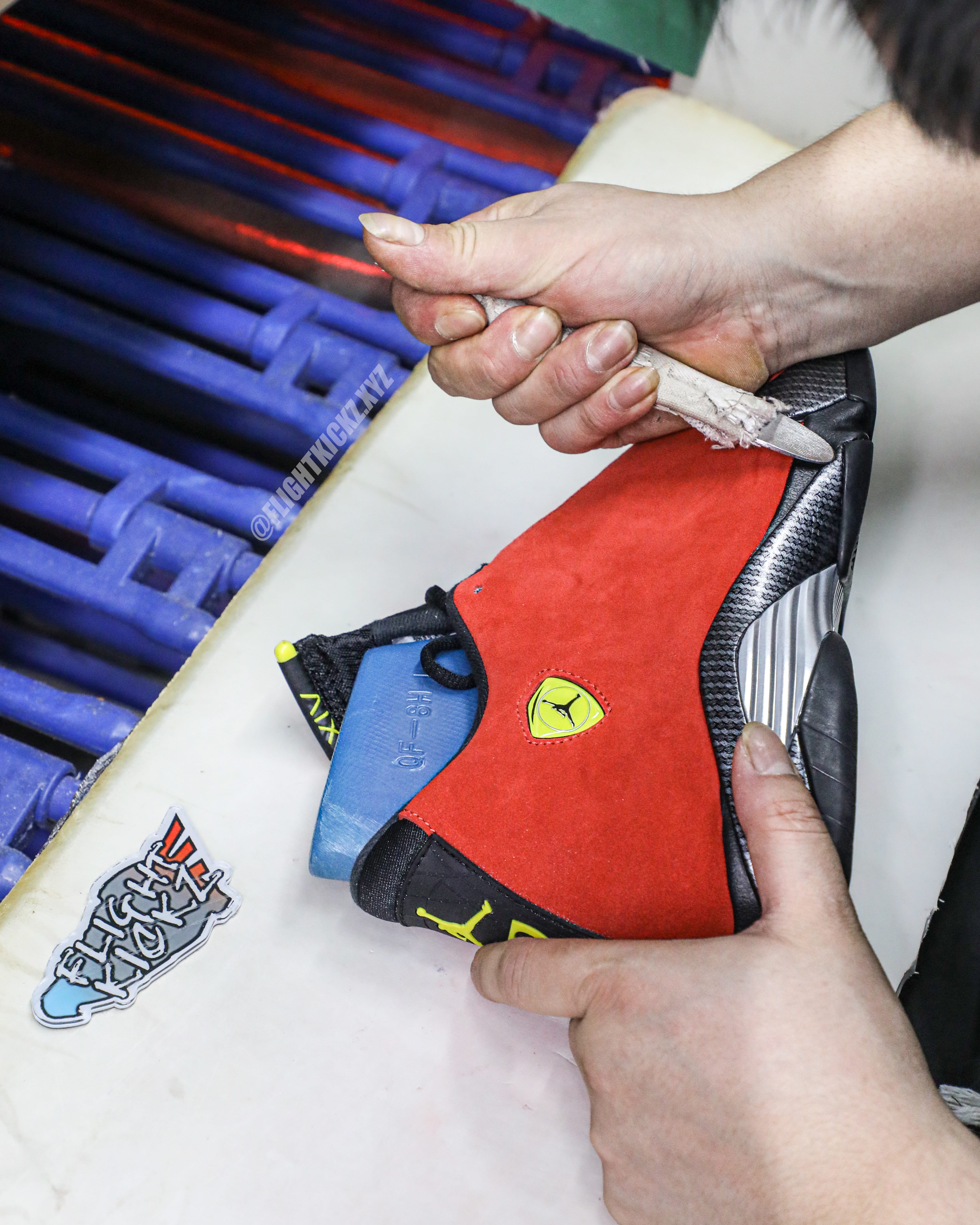 Air Jordan 14 Retro Ferrari 2025 (Ln5 A1)